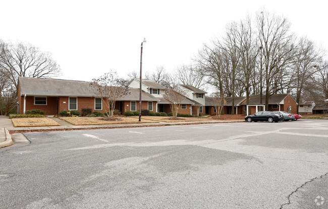 Building Photo - Birchwood Apartments