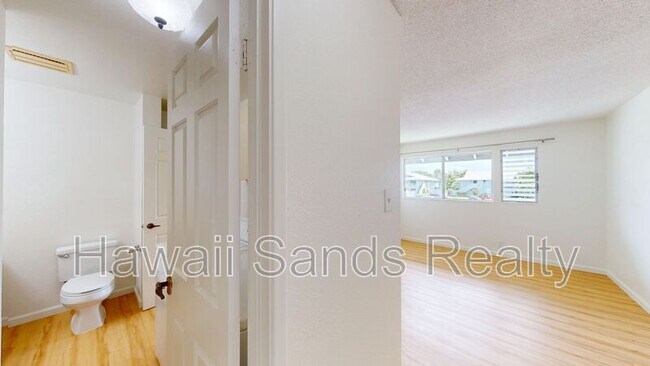 Building Photo - 94-1045 Paha Pl.