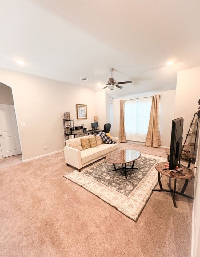 Building Photo - 1814 Bayou Wood Ln