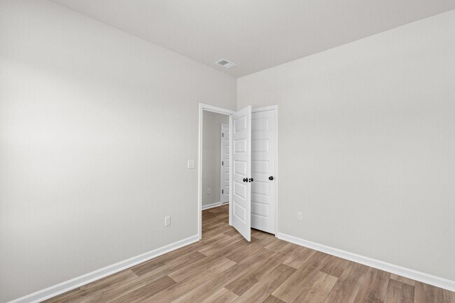 Building Photo - 1212 Blueback Herring Wy