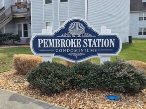 Building Photo - Pembroke