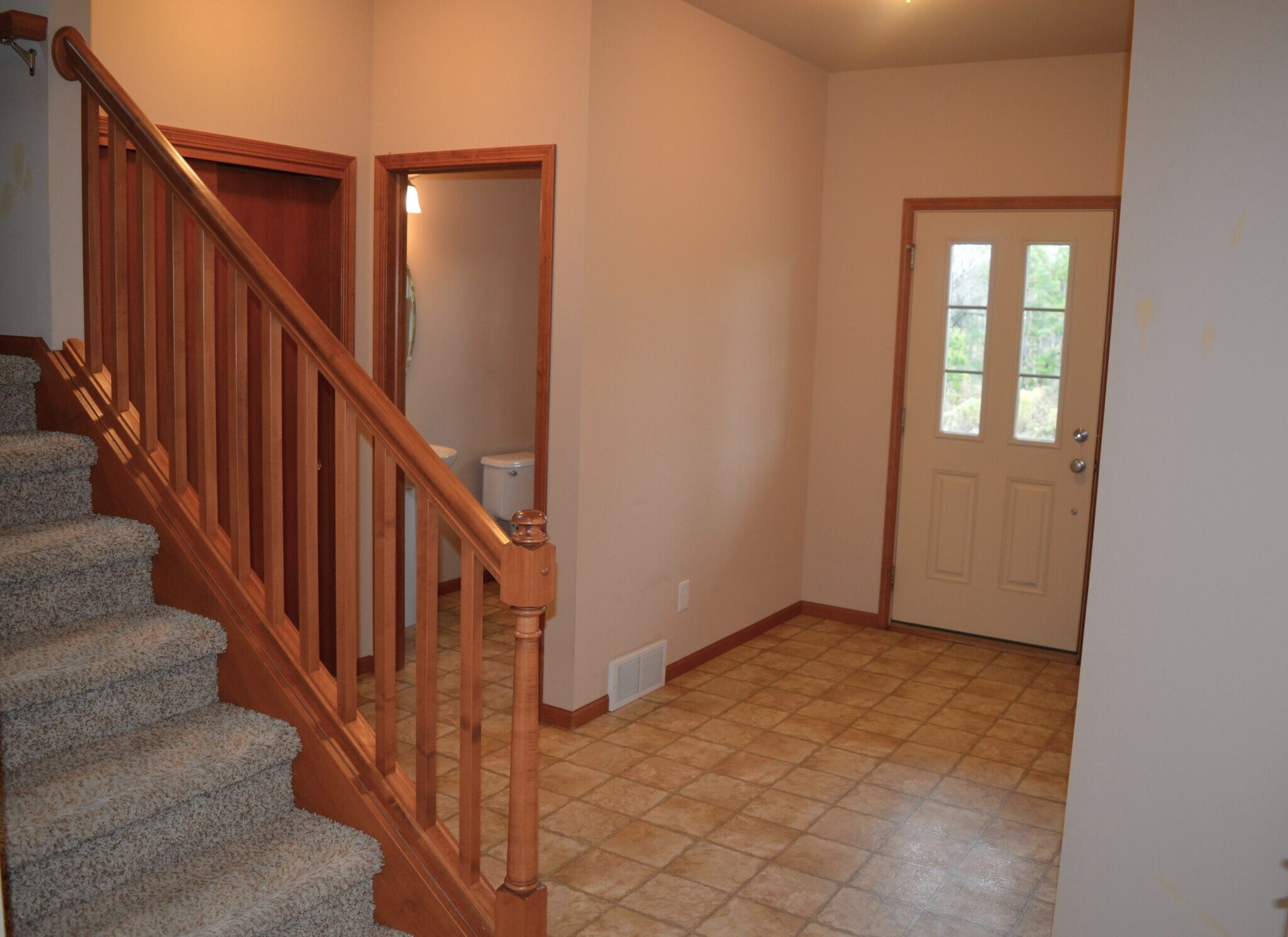 Building Photo - 708 Sundance Dr