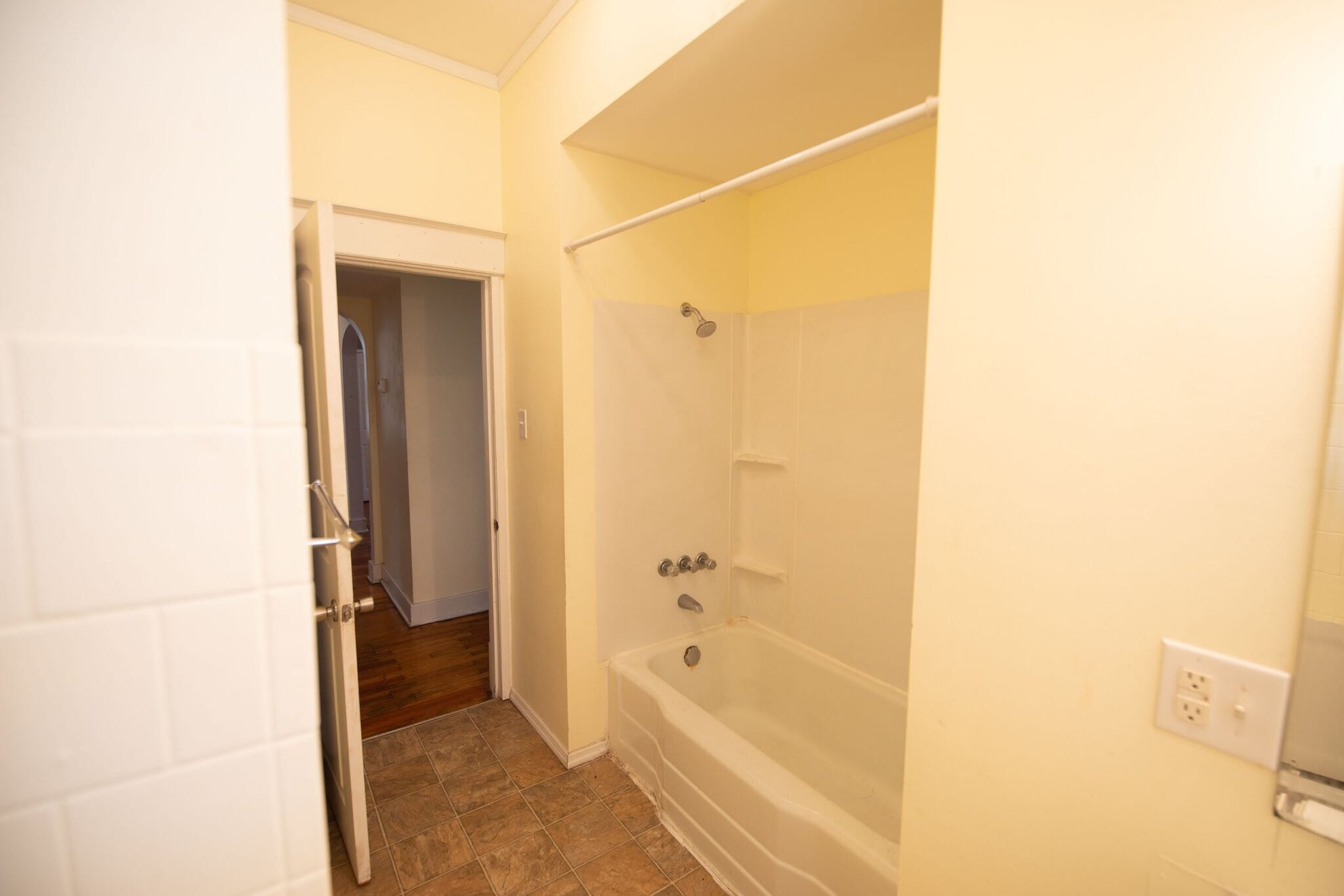 Building Photo - 805 S Sprigg St