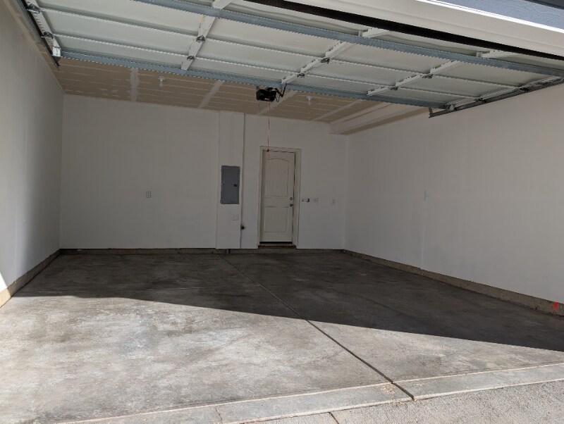 Building Photo - 3056 County Fair Ln