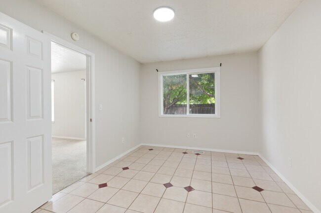 Building Photo - 1230 N Cabrillo Ave