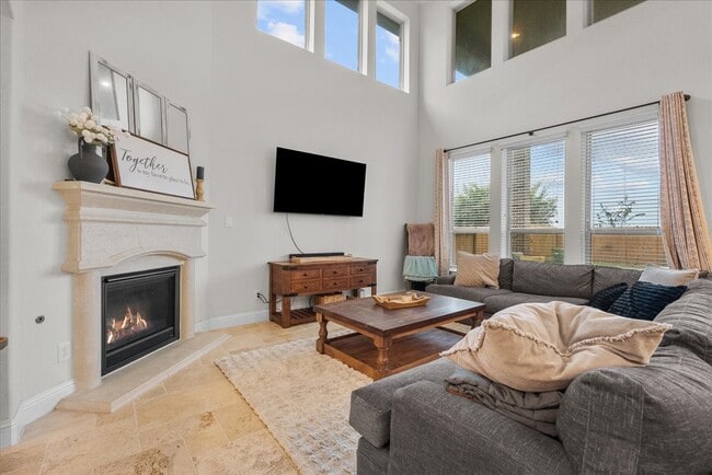 Building Photo - 1636 Longwood Glen Ln