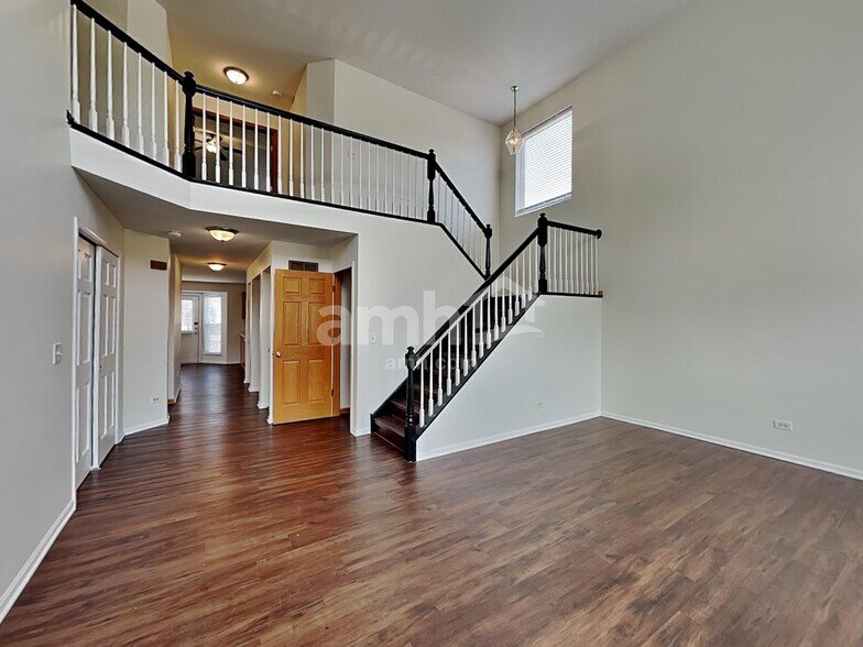 Building Photo - 5607 Sierra Highlands Dr