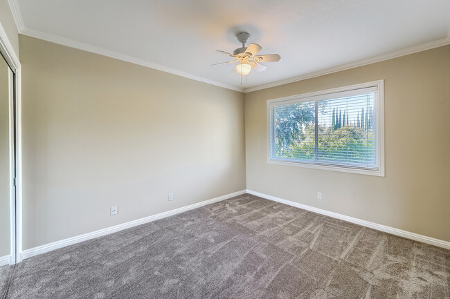 Second bedroom - 6256 Shoup Ave