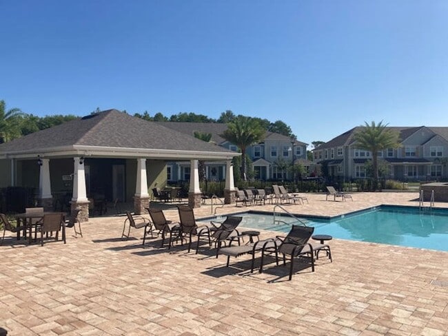 Building Photo - Immaculate 3/2.5 townhouse in Randal Walk Community of Lake Nona Area (Gated)