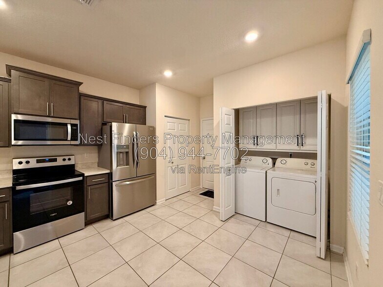 Building Photo - 839 Observatory Pkwy