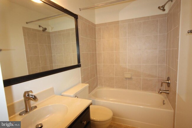 Building Photo - 12288 Wadsworth Way