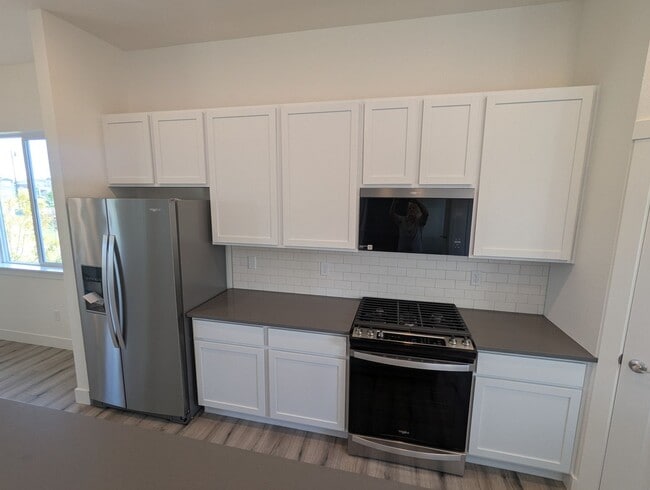 Building Photo - 6109 Zebulon Pl