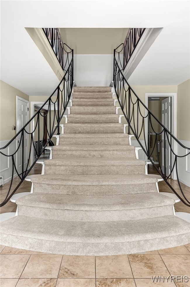 Building Photo - 79 Hemlock Dr