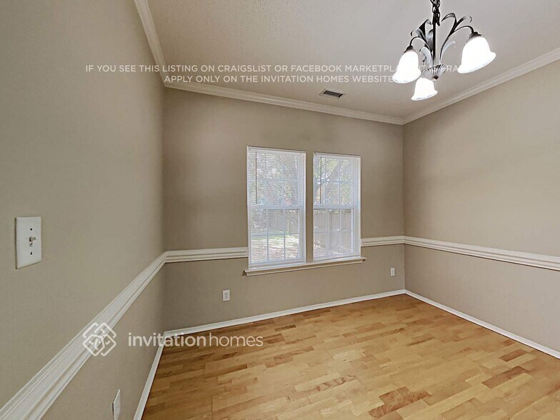 Building Photo - 5324 Seaspray Ln