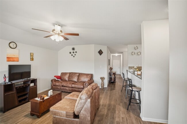 Building Photo - 1317 Clear Cedar Ct