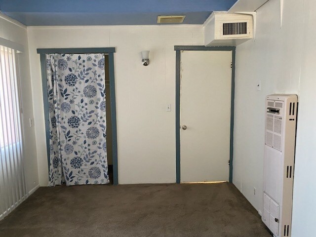 Building Photo - 1744 E Hedrick Dr