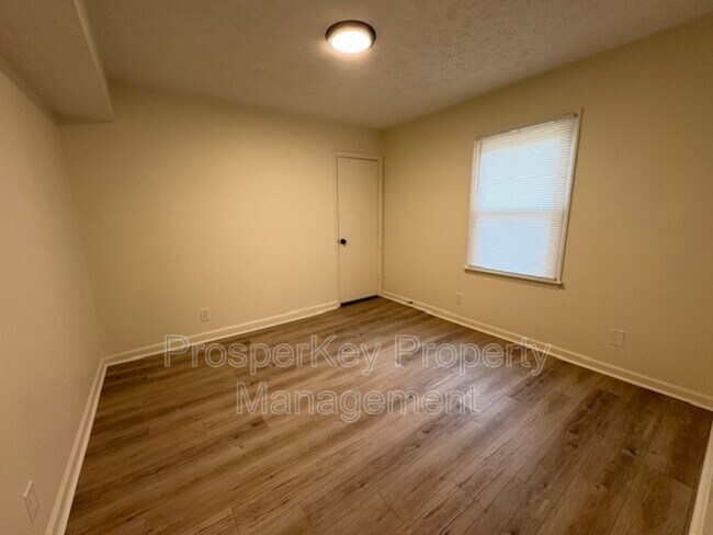 Building Photo - 6354 Old Post Ct