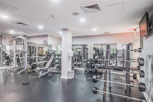 Building Photo - 1250 S Miami Ave