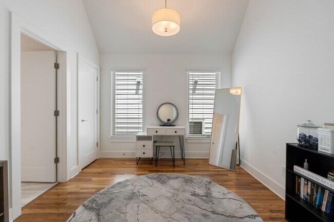 Building Photo - Sterling Point 3 Bed Home