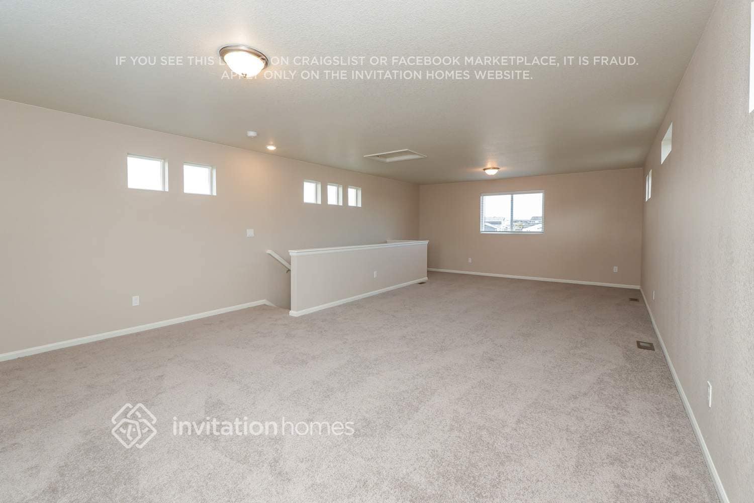Building Photo - 5655 Bowerman Ln