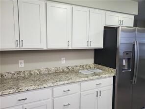 Building Photo - 333 Garfield Ave