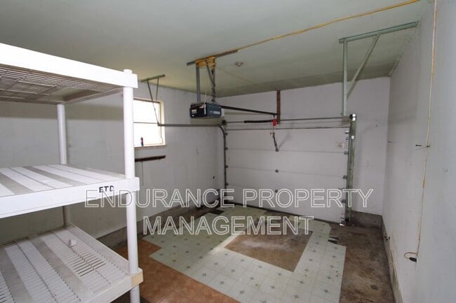 Building Photo - 3842 Otis Dr