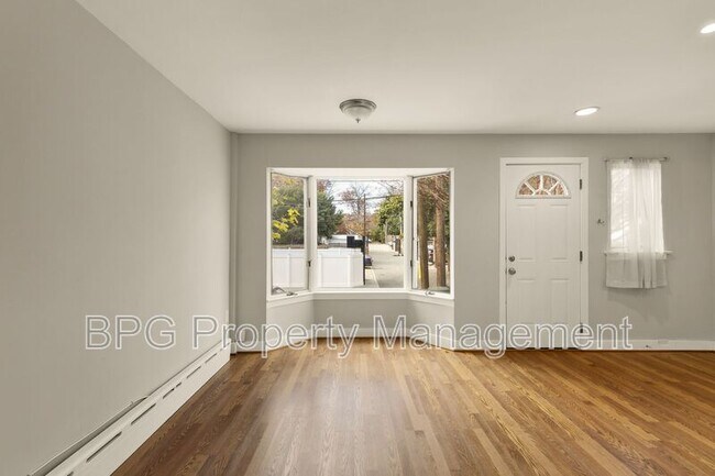 Building Photo - 1710 37th St NW