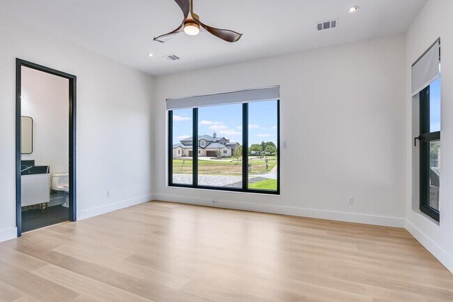 Building Photo - 1806 Lauren Dr