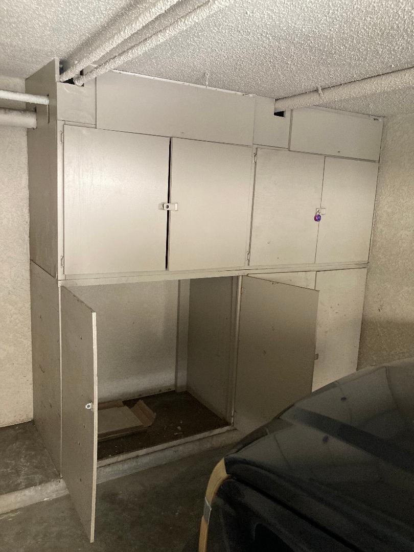 Building Photo - 4660 Coldwater Canyon Ave