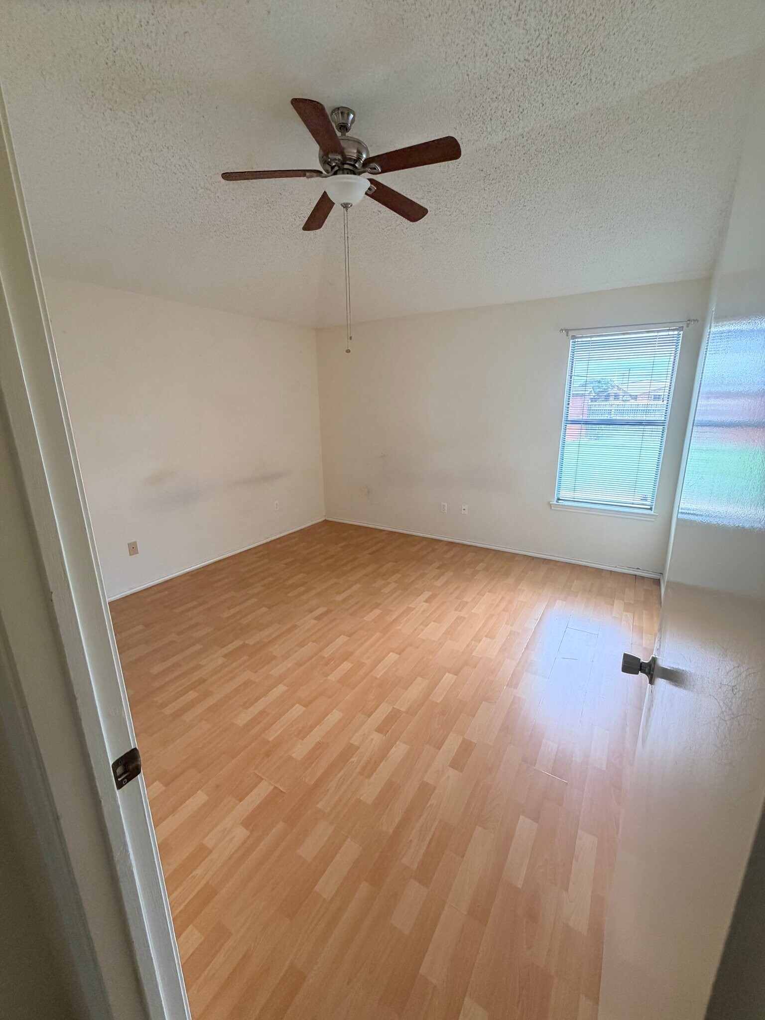 Building Photo - 1311 Petunia Dr