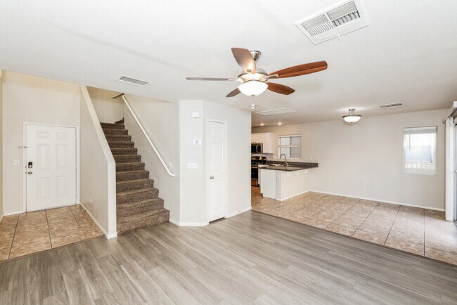 Building Photo - 6510 Abbey Door Ct