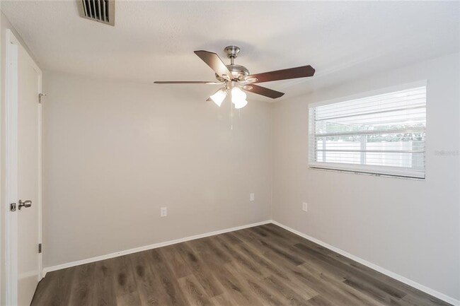 Building Photo - 7224 Parrot Dr