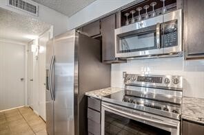 Building Photo - 13002 Leader St