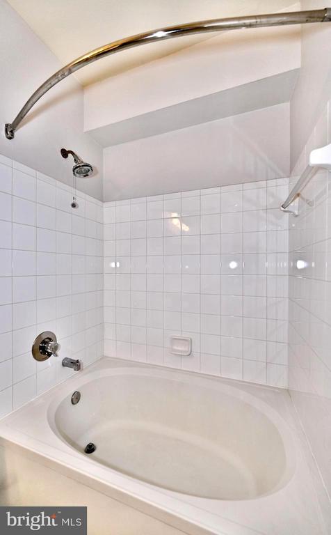 Building Photo - 11800 Old Georgetown Rd