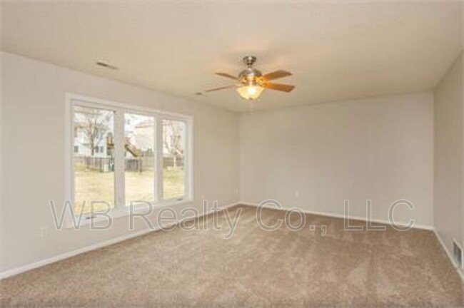 Building Photo - 4525 Waterford Dr