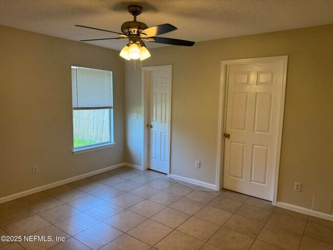 Building Photo - 84042 St James Ct