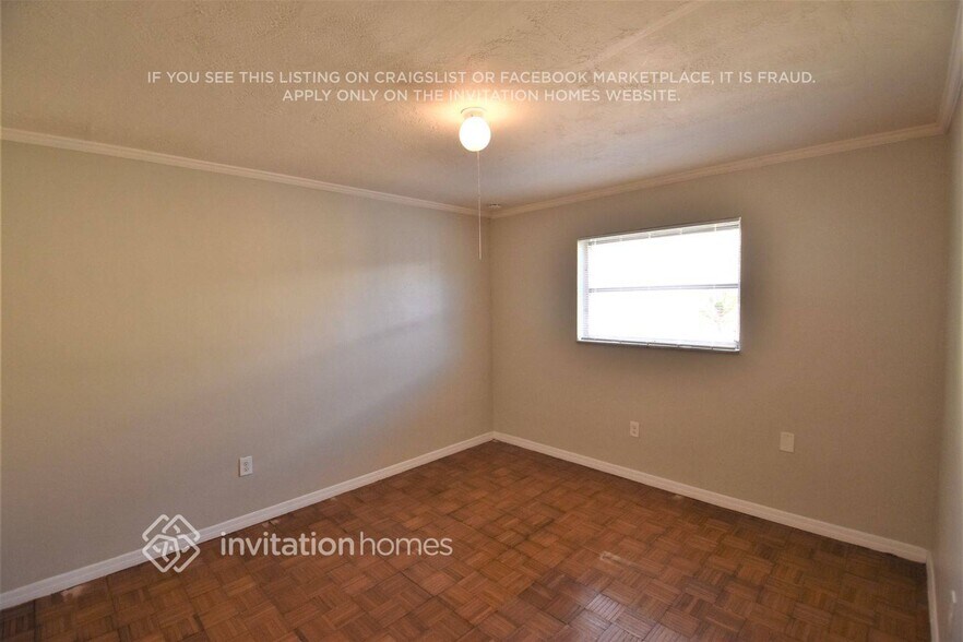 Building Photo - 8390 NW 21st Ct