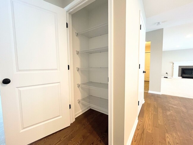 Building Photo - Stunning 4-Bed Single-Family Home For Rent in Amherst - Cherry Laurel Lane