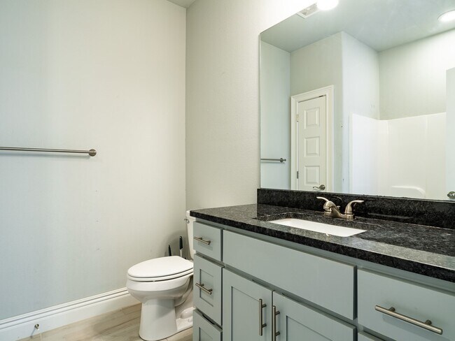 Building Photo - 1671 Sunrise Cir