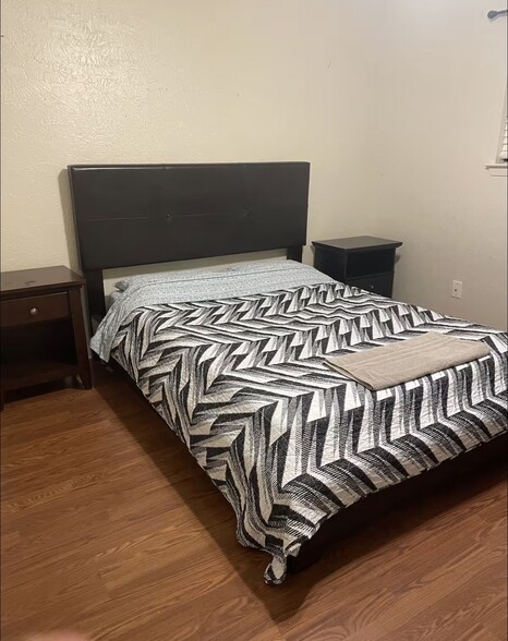 Building Photo - 1502 Aquifer Cv