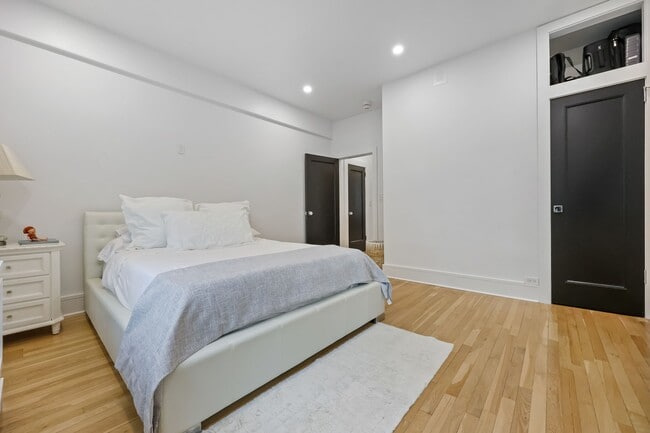 Building Photo - 47 Lafayette Pl