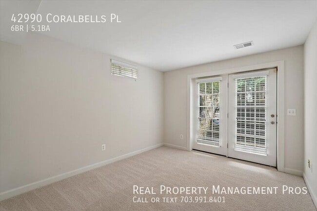 Building Photo - 42990 Coralbells Pl