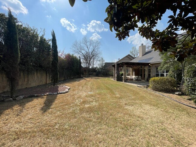 Building Photo - Solamere Subdivision