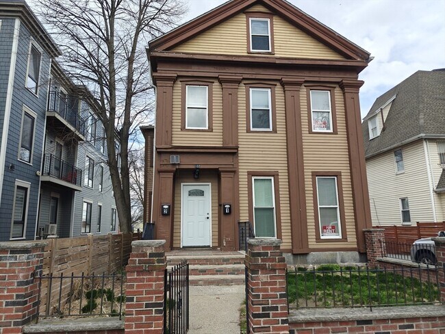 Building Photo - 102 Mt Pleasant Ave