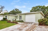 Building Photo - 7500 San Salvadore Dr