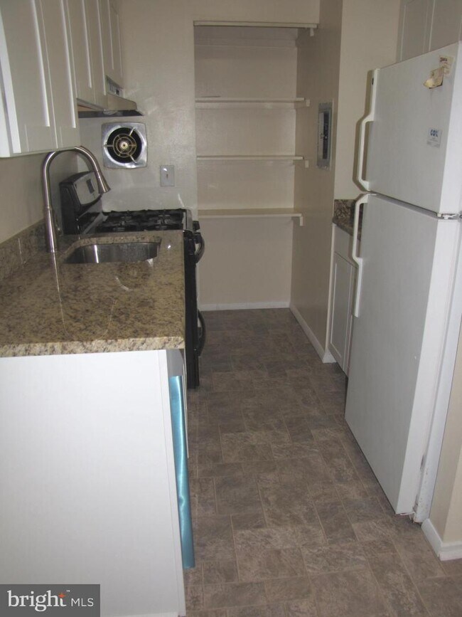 7320 Lee Hwy 7320 Lee Hwy Falls Church VA 22046 Apartment Finder