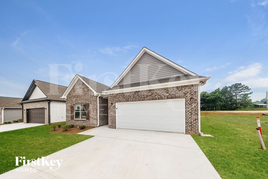 Building Photo - 171 County Rd 1700