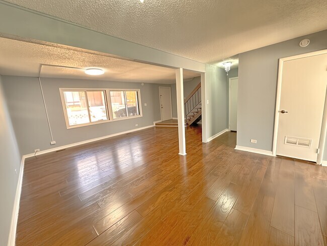 Building Photo - 5573 Court F