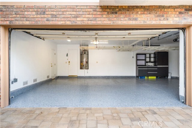 Building Photo - 24832 Los Gatos Dr