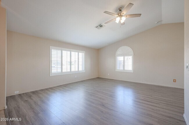 Building Photo - 12759 N 86th Dr